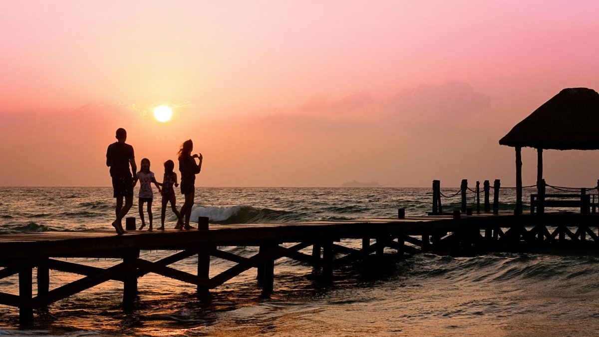 Una familia en la playa