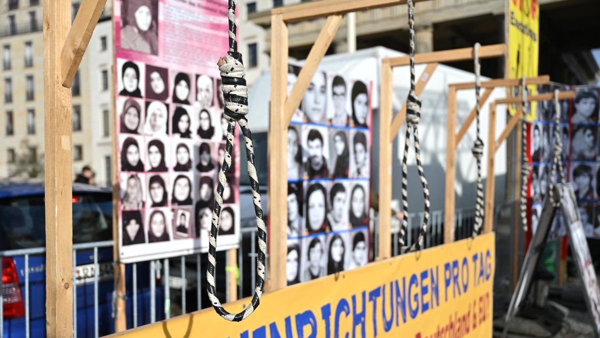 Protests against executions in Iran (File).