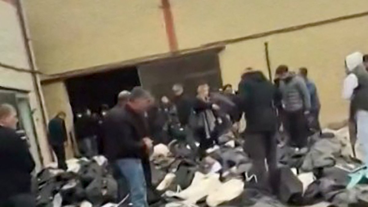 Dozens of corpses at the Forensic Diagnostic and Laboratory Center in Tehran province.