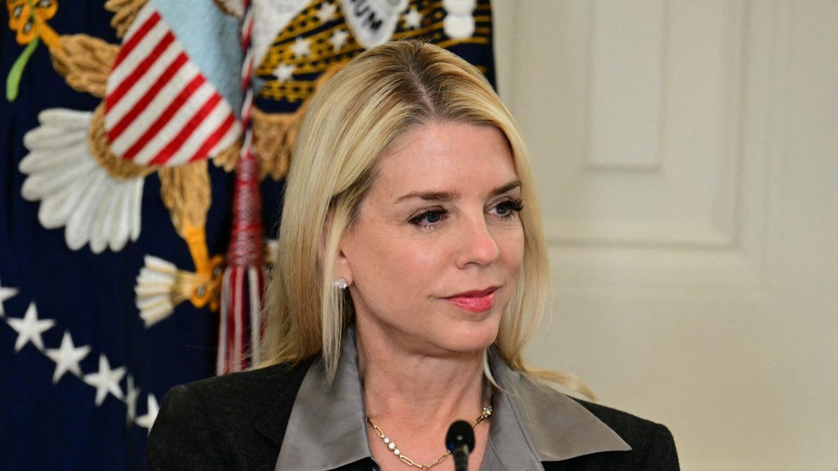Pam Bondi en la Casa Blanca/ Jim Watson