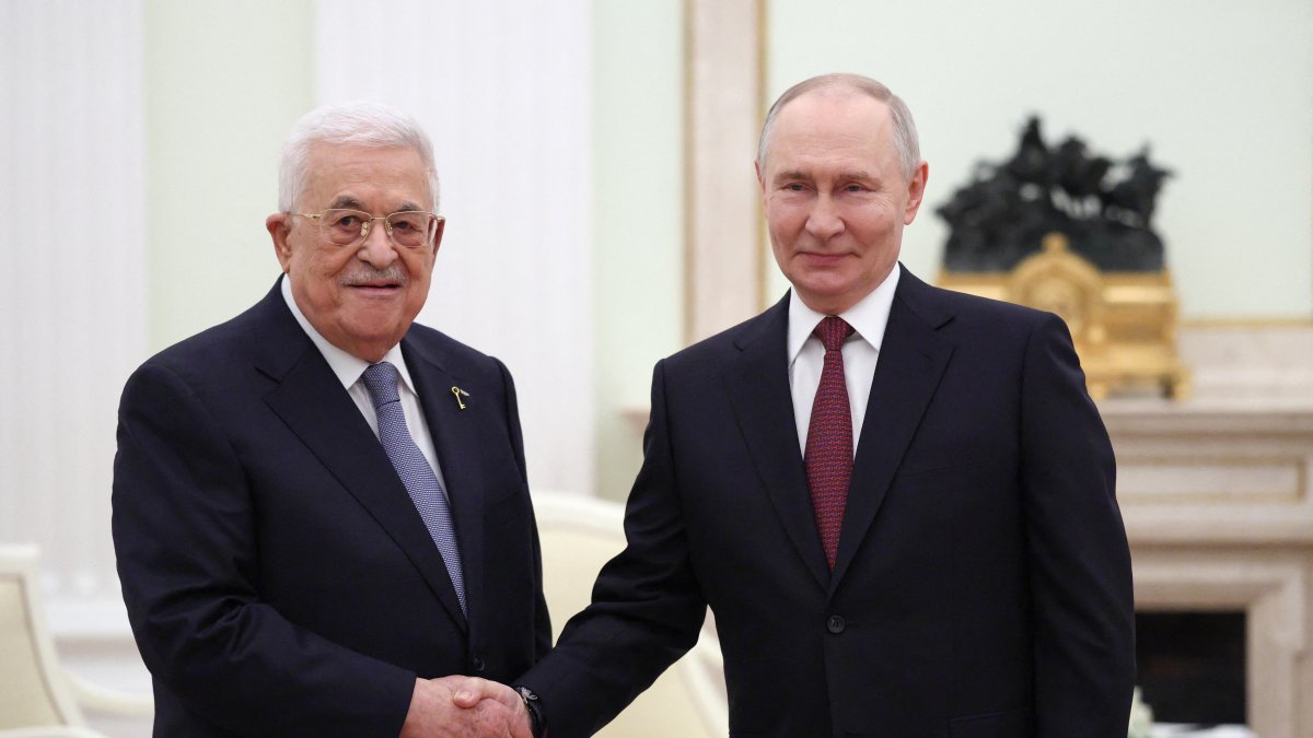 Mahmoud Abbas con Vladimir Putin en Moscú/ Ramil Sitdikov