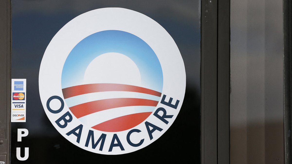 Obamacare logo at a health care company in Miami/ Rhona Wise.