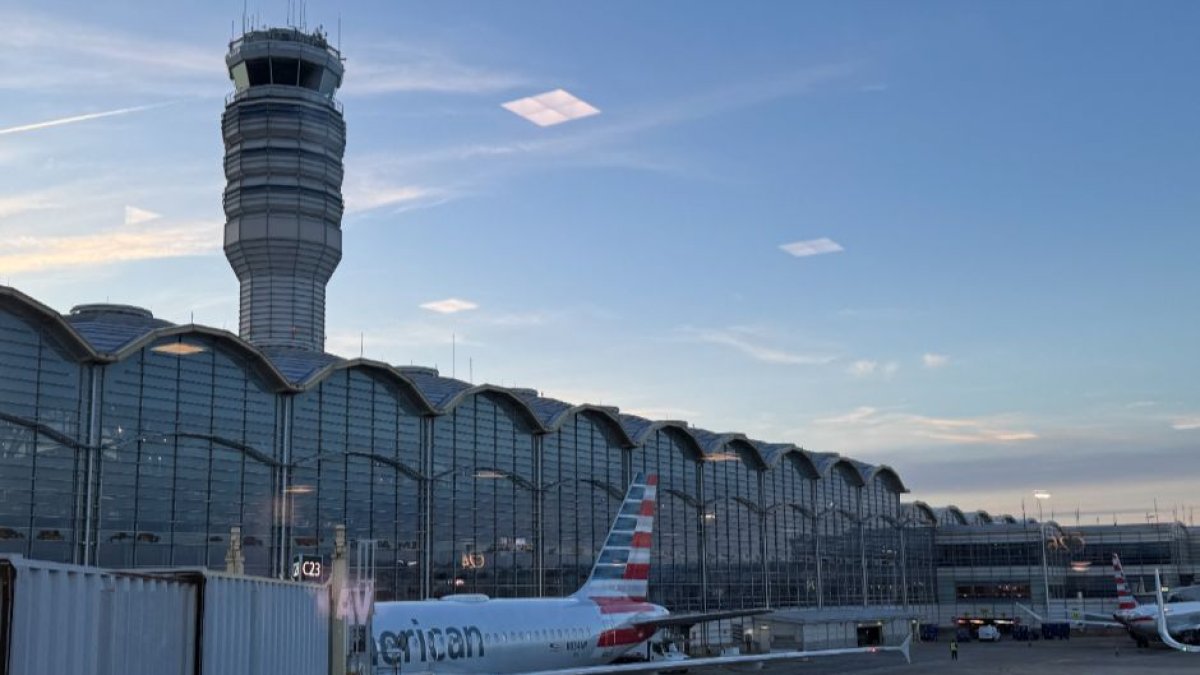 La torre de control del Aeropuerto Nacional Ronald Reagan Washington
