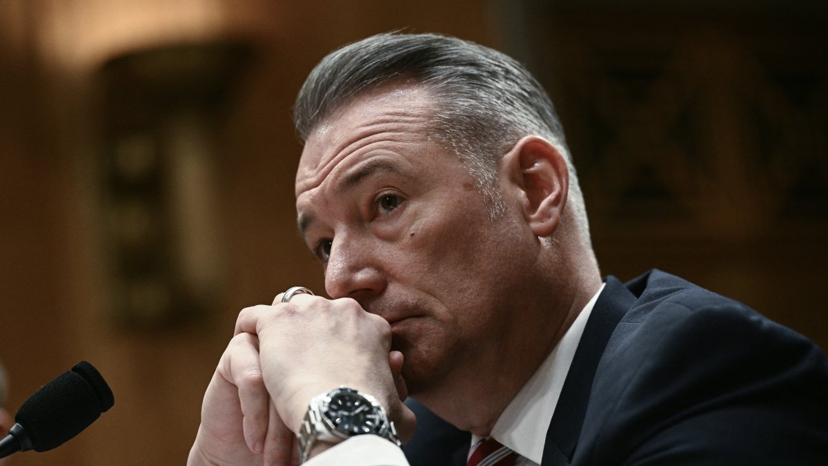 Todd Lyons, durante una comparecencia en el Congreso. Febrero de 2026