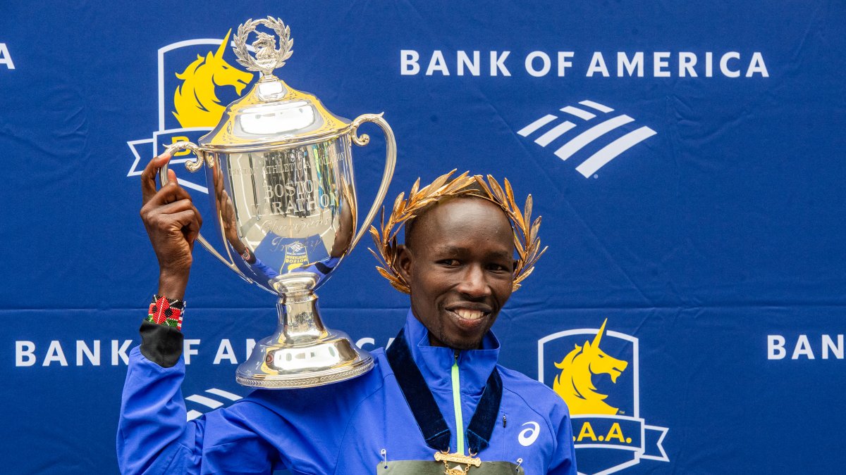 Kenyan athlete John Korir celebrates his victory in the 2026 Boston Marathon.