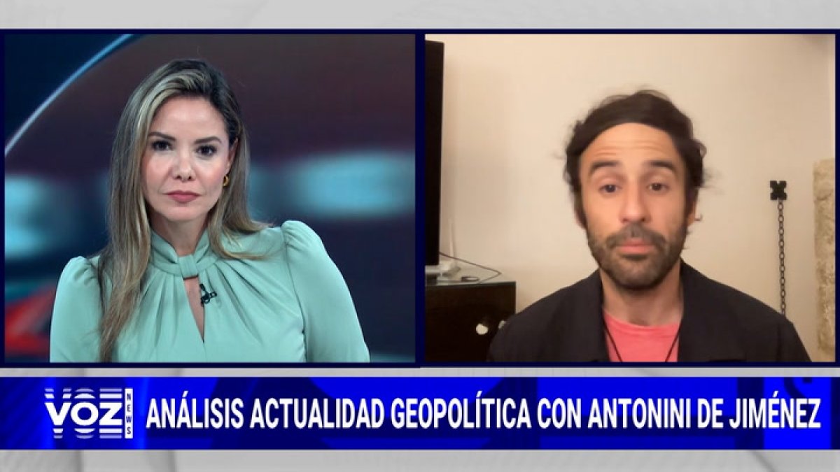 Antonini De Jimenez and Karina Yapor.