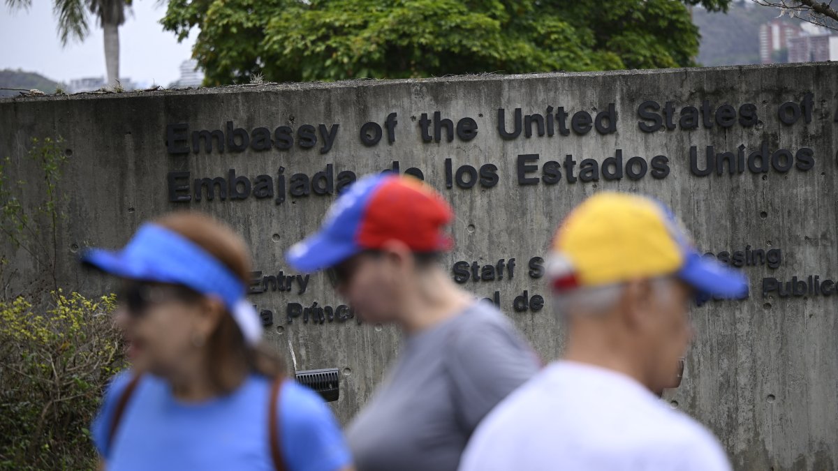 Venezuelans in front of the U.S. embassy in Caracas.