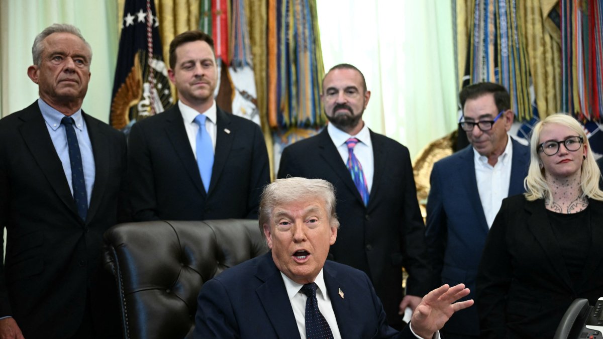 Donald Trump en el Salón Oval/ Brendan Smialowski