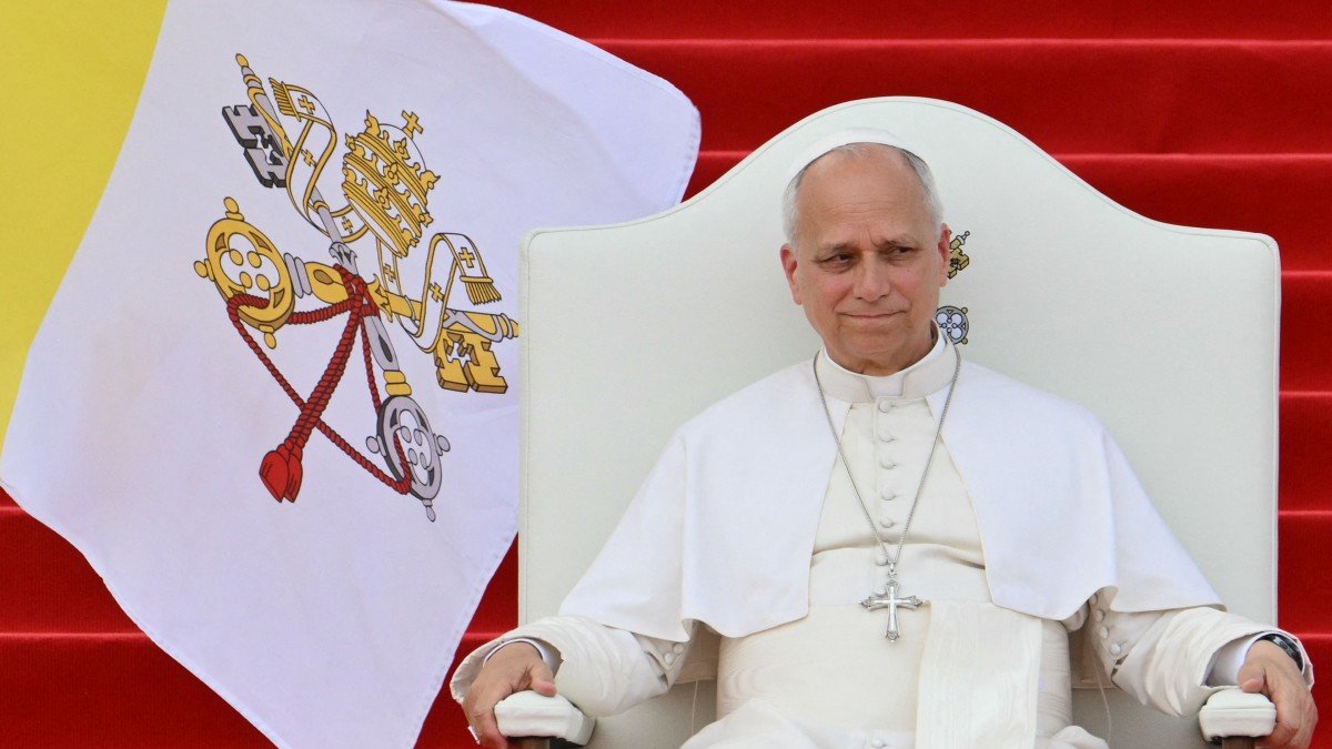 El Papa León XIV durante su viaje pastoral a África