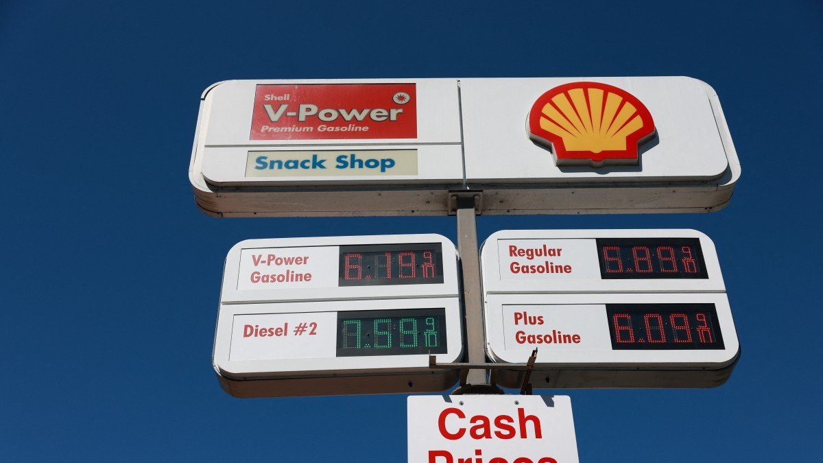 On April 14, outside a Shell gas station in West Hollywood, gasoline and diesel prices