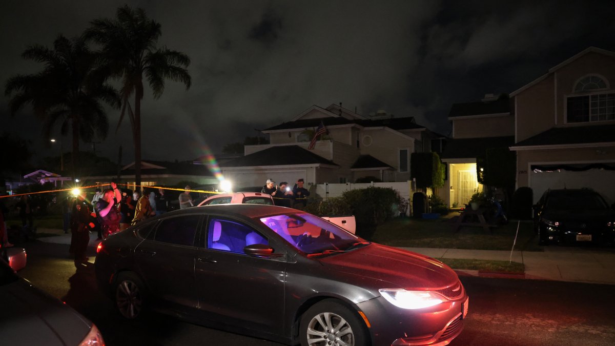 Authorities search home of White House Correspondents' Dinner shooter