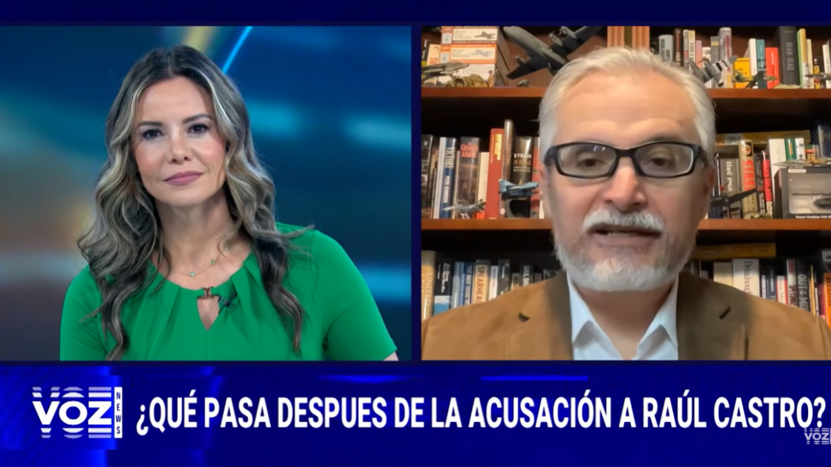 Hugo Achá interviewed by Karina Yapor in Voz News