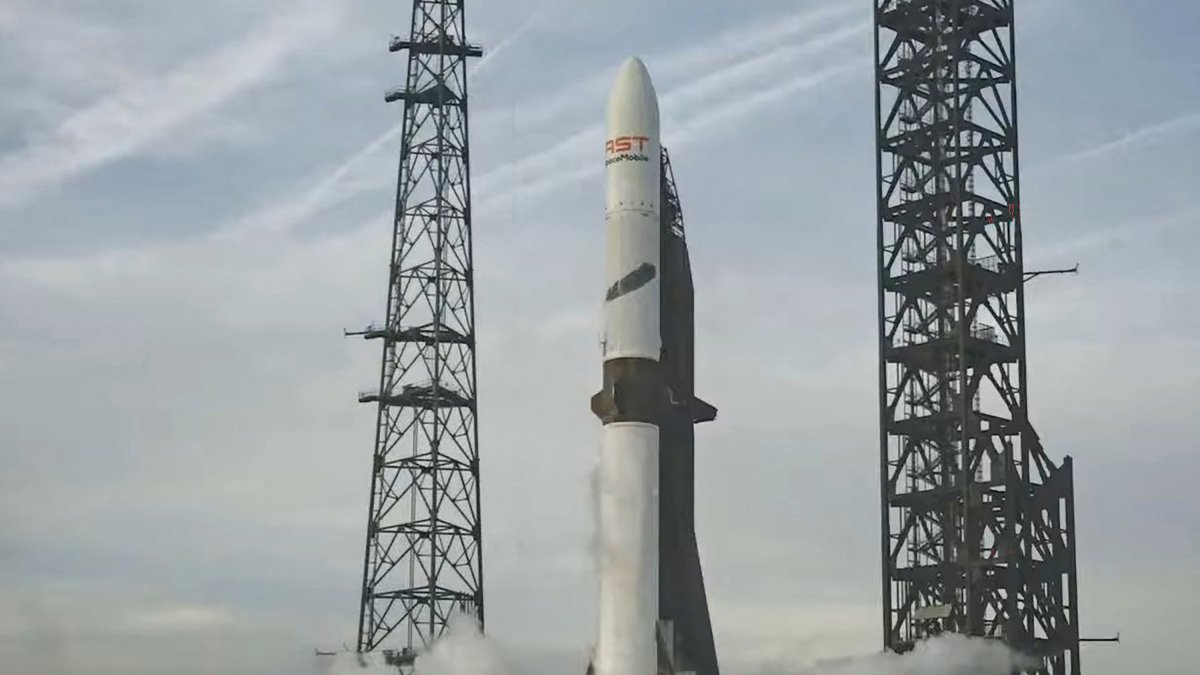 Liftoff of Blue Origin's New Glenn rocket in Florida.