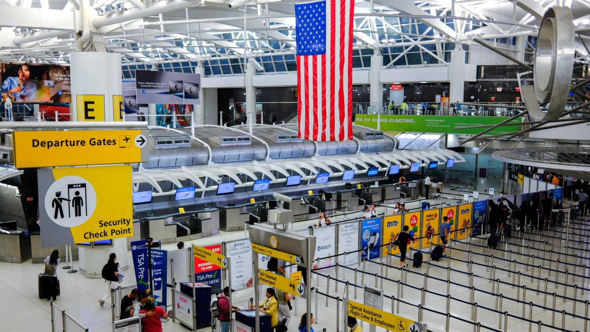 JFK International Airport (New York). File archive