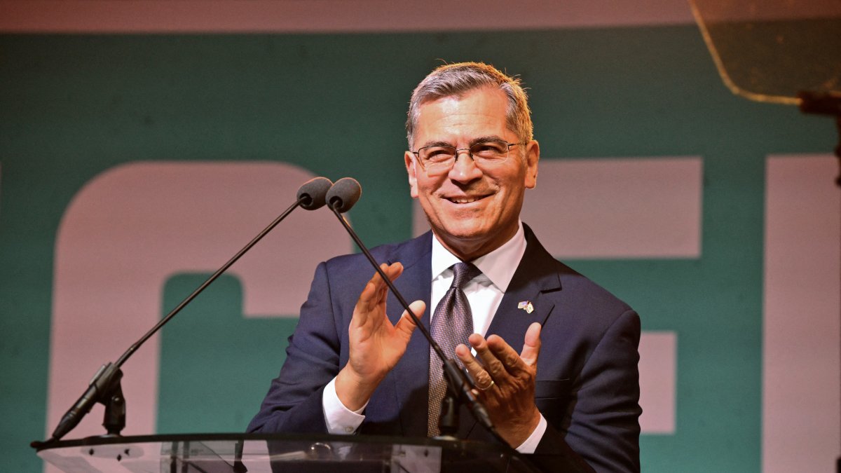 Xavier Becerra en Los Ángeles/ Frederic J. Brown
