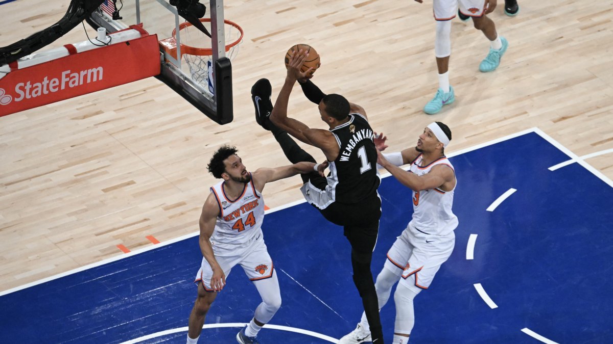 Wembanyama drives to the basket in Game 3 of the NBA Finals.
