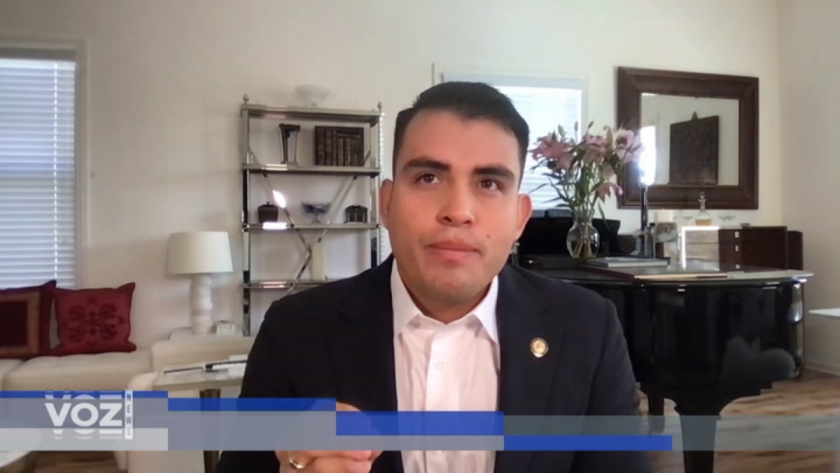 Andrés Depew on Voz News.