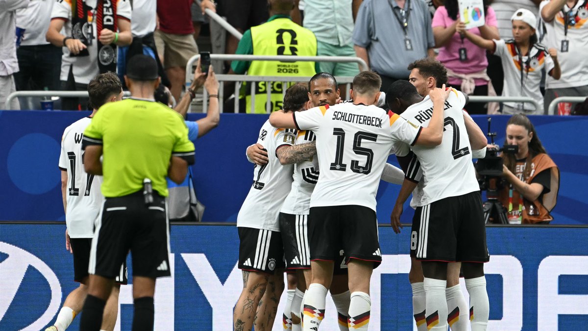 Los jugadores de Alemania celebran su sexto gol durante el partido de fútbol del Grupo E del Mundial de 2026.