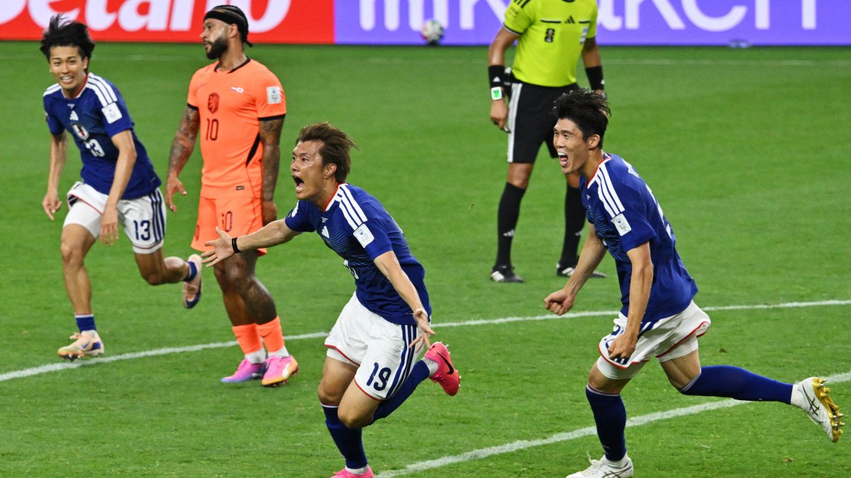 Japón celebra el gol del empate (2-2) este 14 de junio en Dallas.
