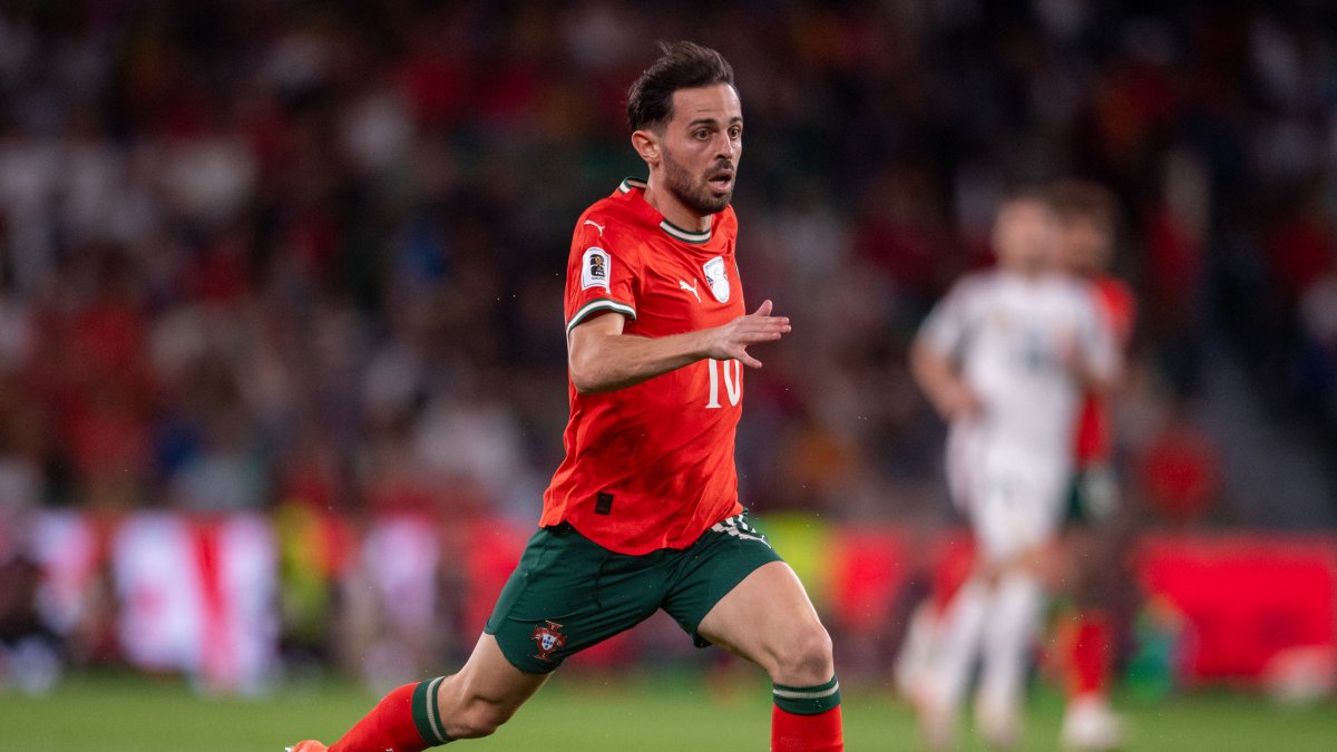 Bernardo Silva, in a match with the Portuguese national team