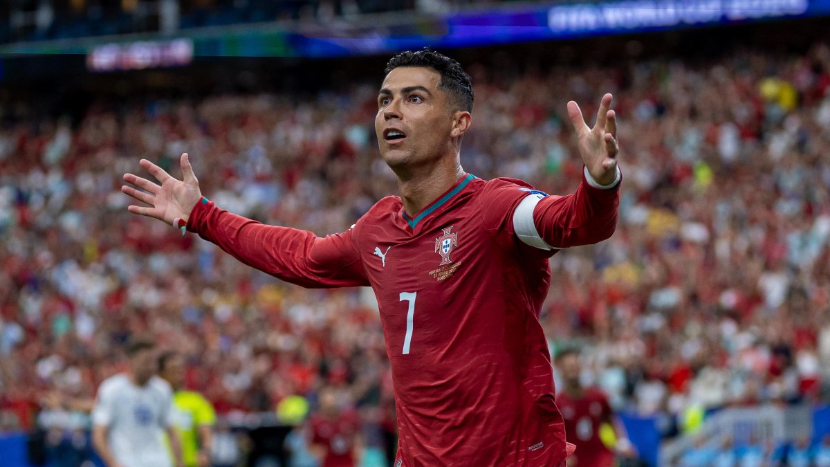 Cristiano Ronaldo vs. Uzbekistan / LEO BARRILARI / ODYSSEY IMAGE