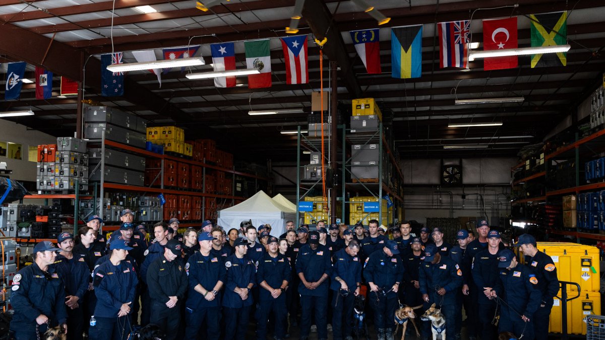 Members of the County of Los Angeles Fire Departmen. (Photo by Blake Fagan / AFP)