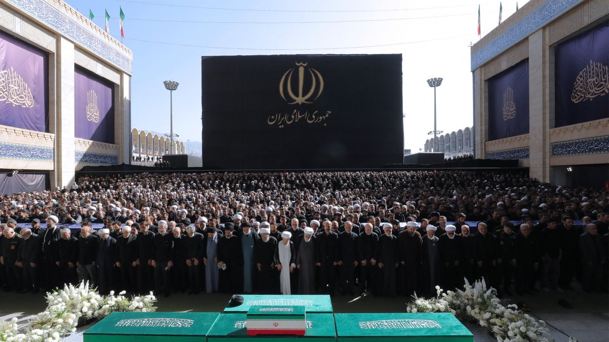Image of Ali Khamenei's funeral