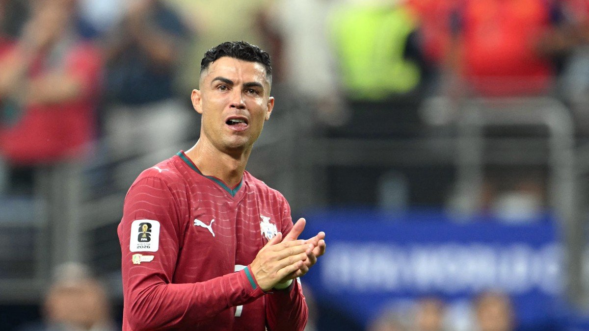 Cristiano Ronaldo reacts after the loss in the Round of 16 match