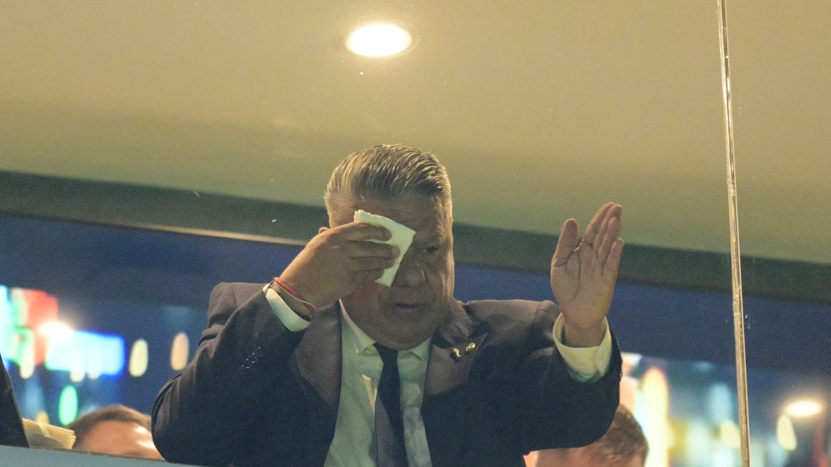 Claudio Chiqui Tapia, presidente de la AFA, durante un partido de Argentina