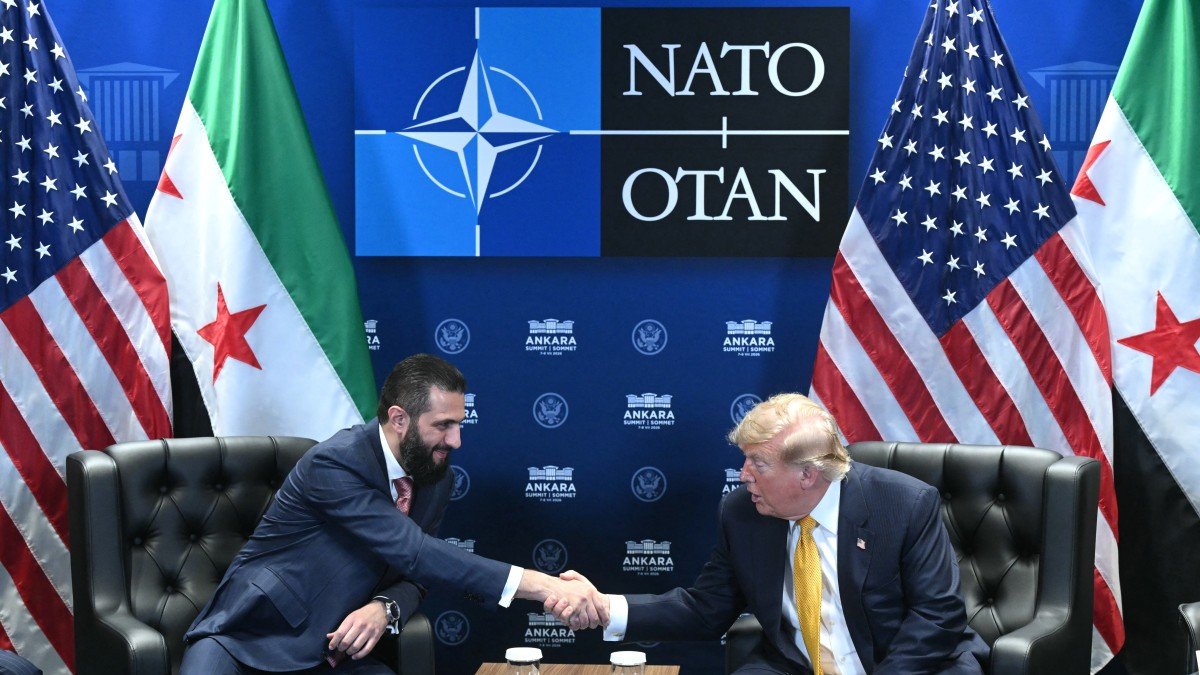 Donald Trump se reúne con el presidente sirio Ahmed al-Sharaa