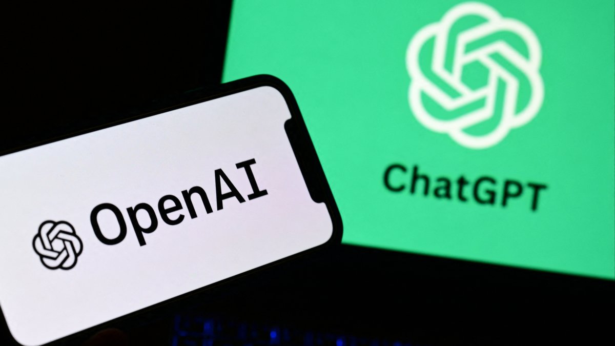 Logos de OpenAI y del robot ChatGPT