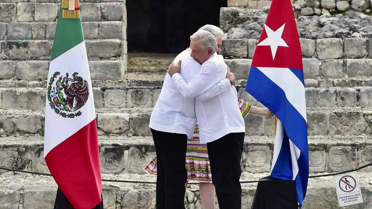 Andrés Manuel López Obrador y Miguel Díaz-Canel