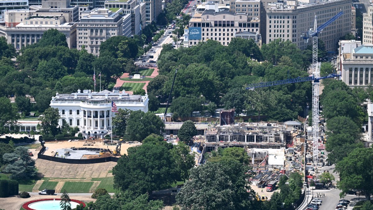 Construction of the White House ballroom / Kent Nishimura