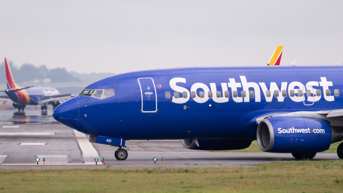 Un avión de Southwest Airlines, preparado para despegar desde el aeropuerto Ronald Reagan
