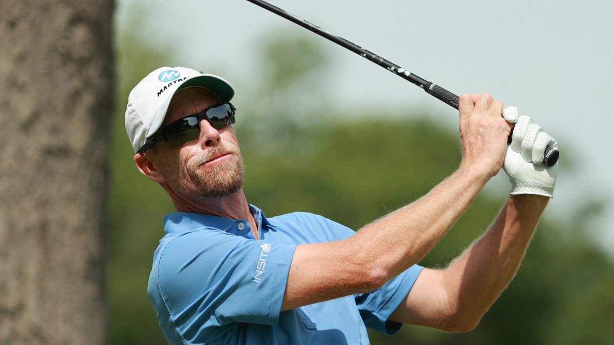 El canadiense David Hearn realiza en la tercera jornada del RBC Canadian Open