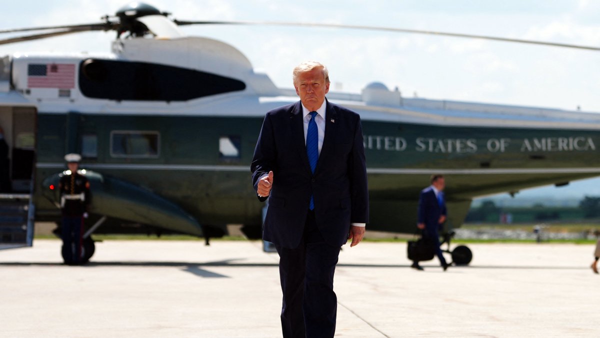 El presidente Donald Trump antes de partir del Hagerstown Regional Airport en Washington County, Maryland, este 31 de julio.