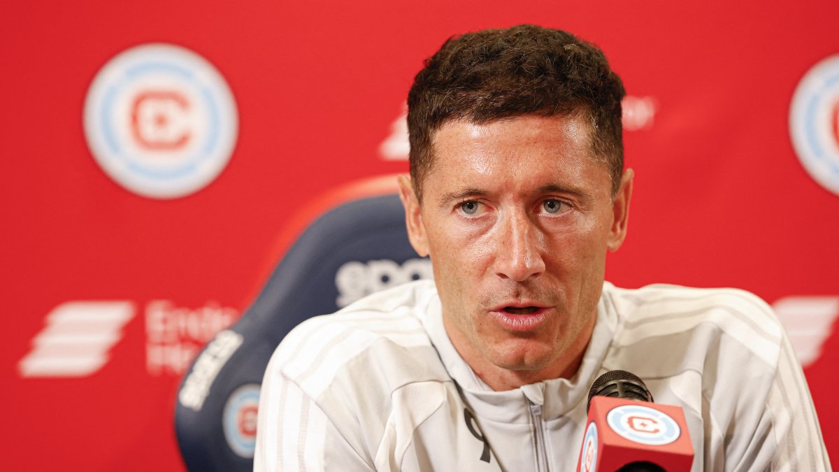 Robert Lewandowski, durante su presentación con el Chicago Fire
