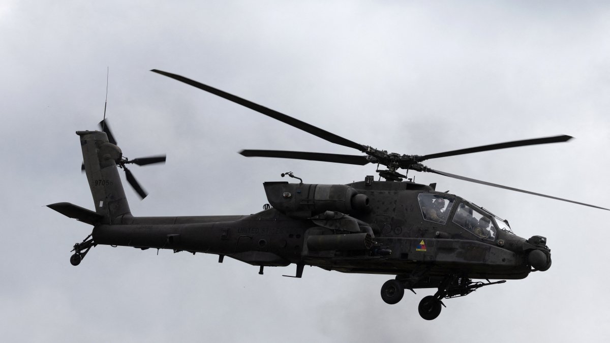 A U.S. AH-64D Apache (file photo).
