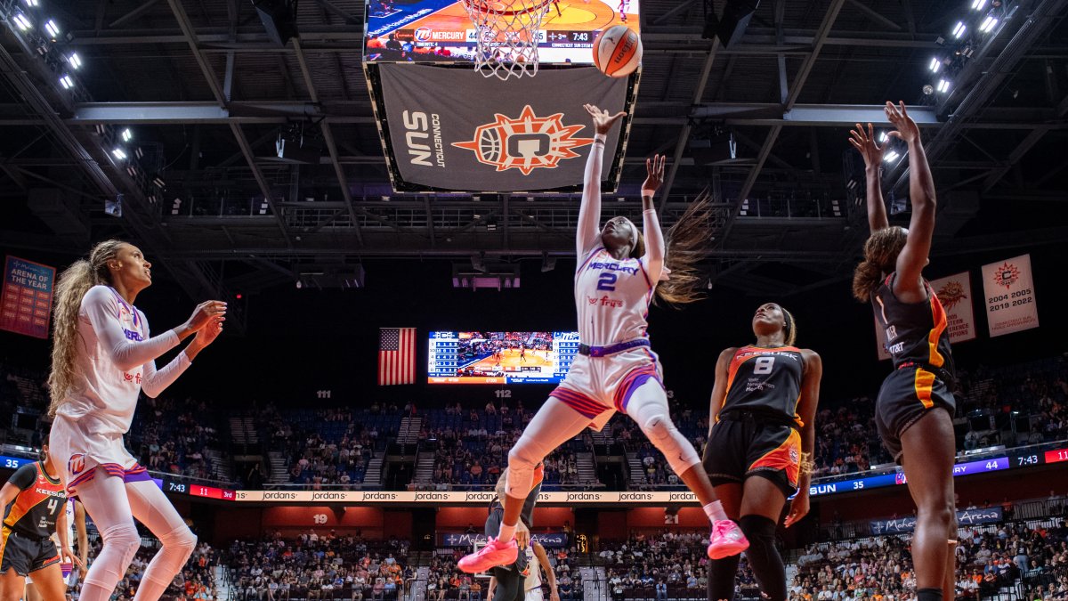 Partido de la WNBA entre las Phoenix Mercury y las Connecticut Sun. 7 de agosto de 2026