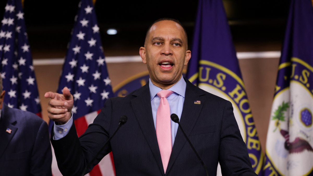 Hakeem Jeffries on Capitol Hill / Bryan Dozier