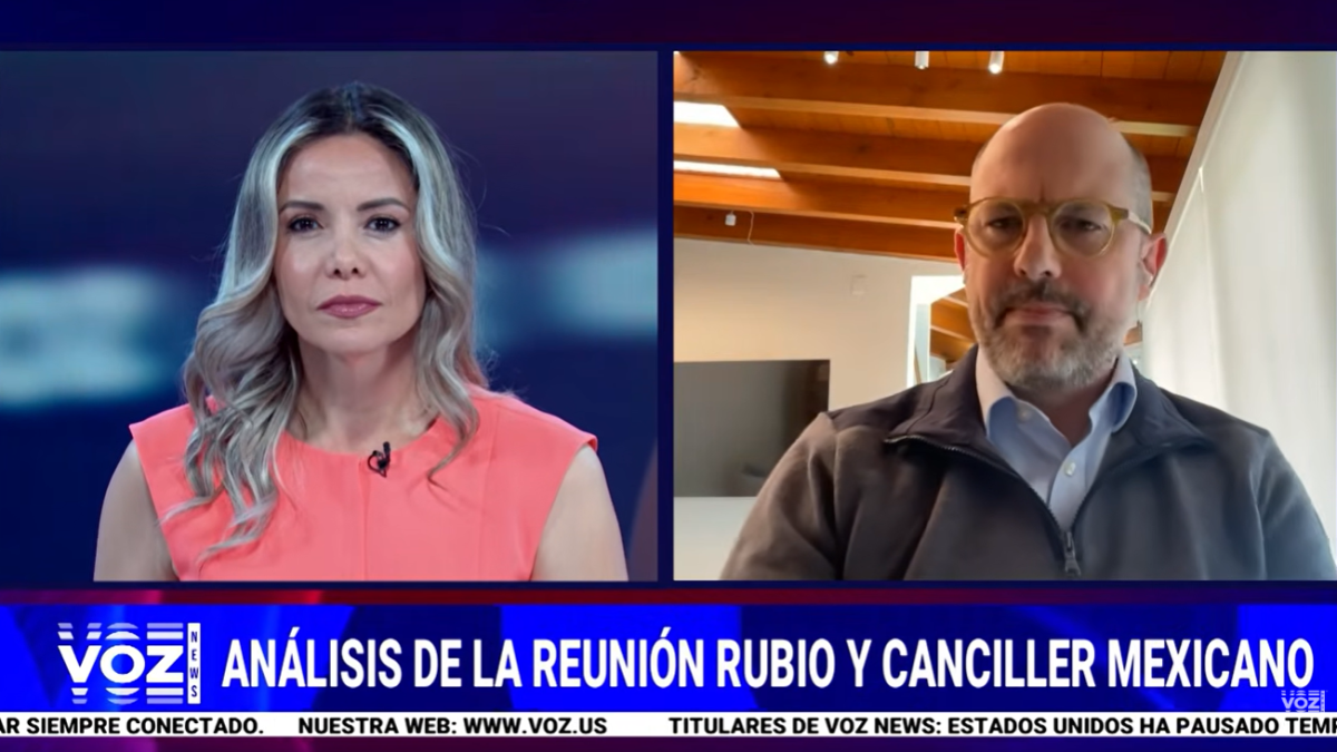 Entrevista de Karina Yapor a Álvaro Vértiz