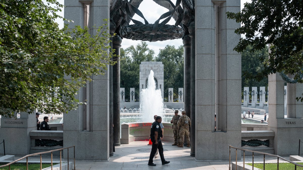 World War II Memorial in Washington, D.C./ Andrew Leyden