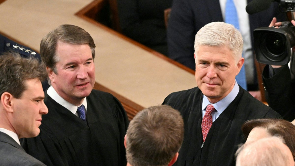 Brett Kavanaugh with Neil Gorsuch/ Mandel Ngan