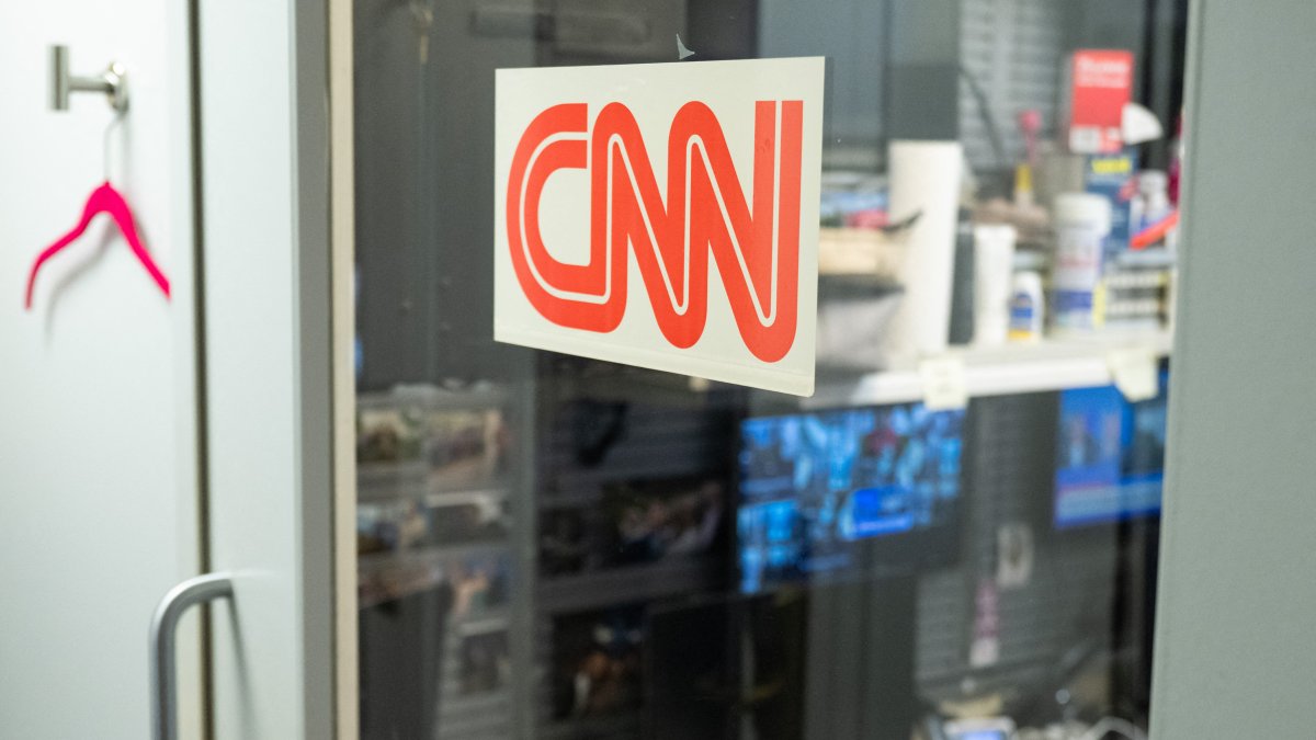 Letrero de CNN en el área de prensa de la Casa Blanca/ Saul Loeb