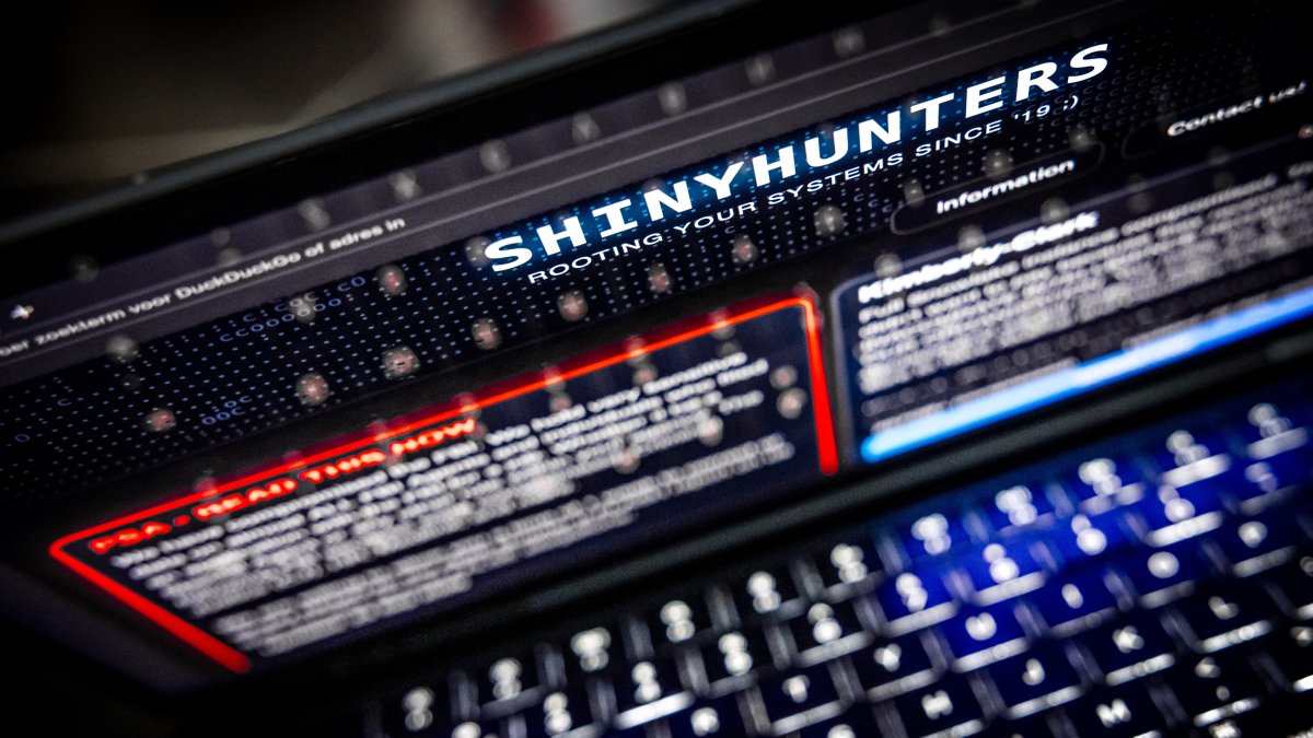 The Shinyhunters website on the dark web, where the hacker group claims to have hacked the FBI (Illustration)