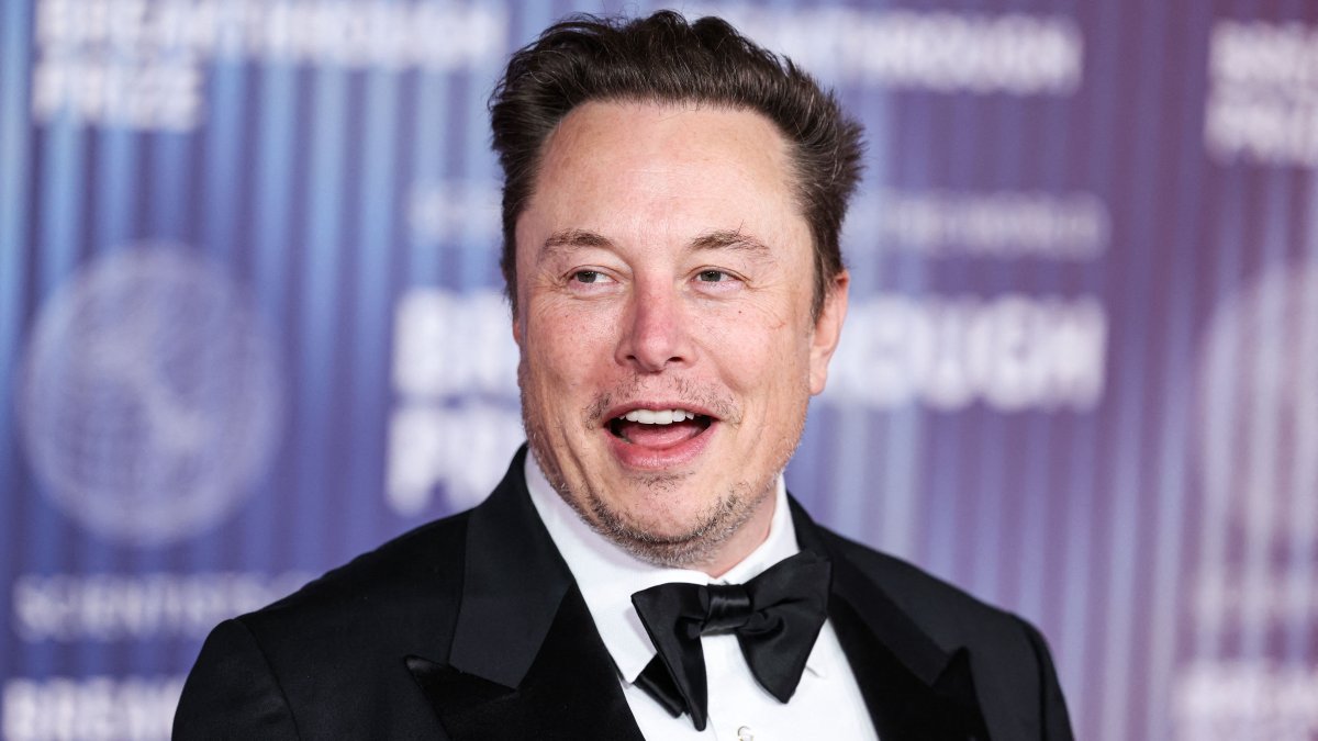 Elon Musk in Los Angeles/ Xavier Collin