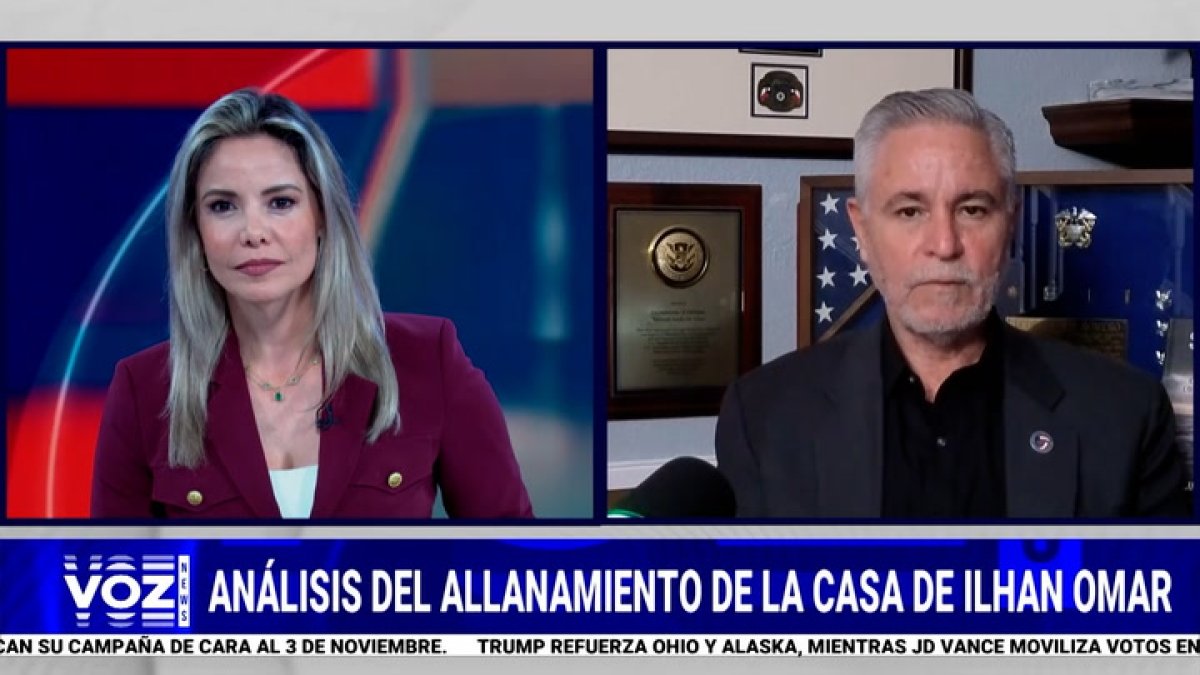 Jesús Romero on Voz News.