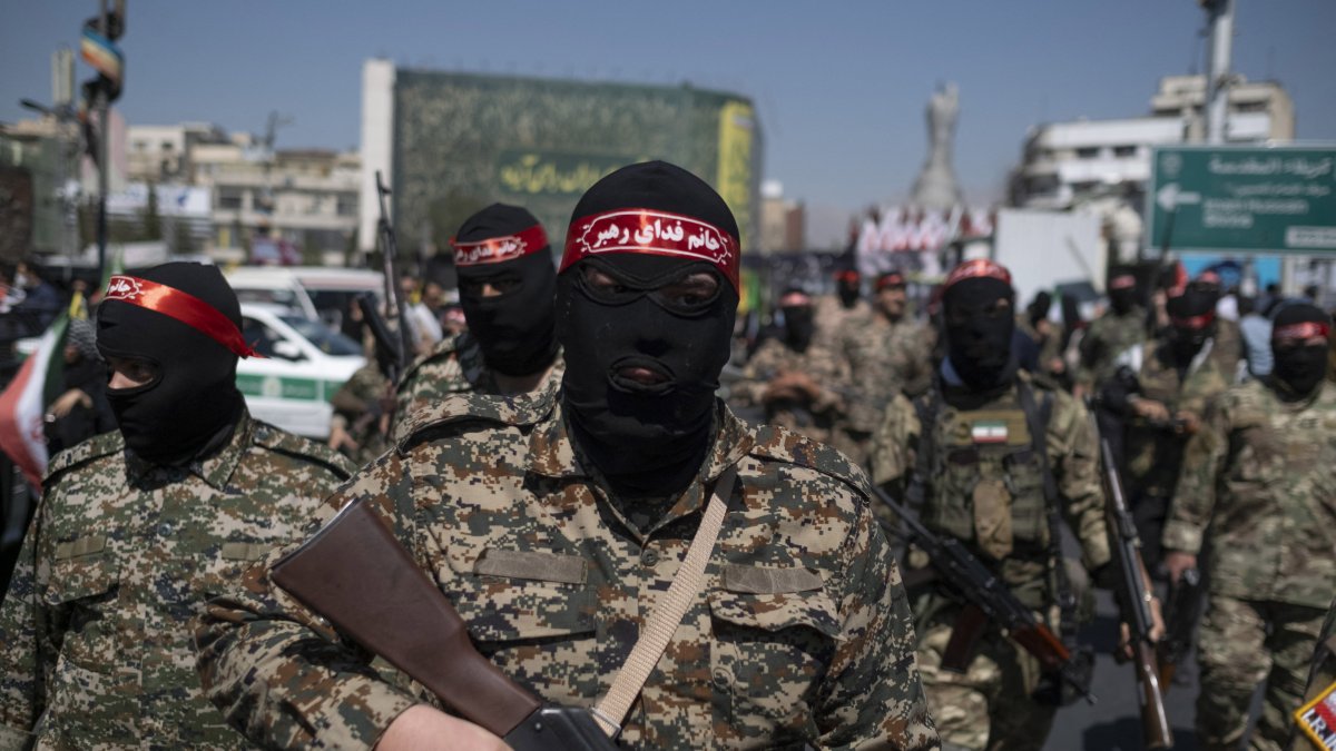 Members of the Islamic Revolutionary Guard Corps (Iran). File photo