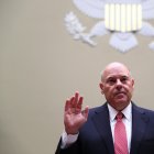 Louis DeJoy, director de Correos, testifica ante el Congreso
