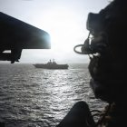 Marines estadounidenses de la 31.ª Unidad Expedicionaria de la Infantería de Marina abordaron el M/T Celestial Sea, un petrolero comercial con bandera iraní sospechoso de intentar violar el bloqueo estadounidense al dirigirse hacia un puerto iraní, el 20 de mayo de 2026. Las fuerzas estadounidenses liberaron el buque tras registrarlo y ordenar a la tripulación que cambiara de rumbo.